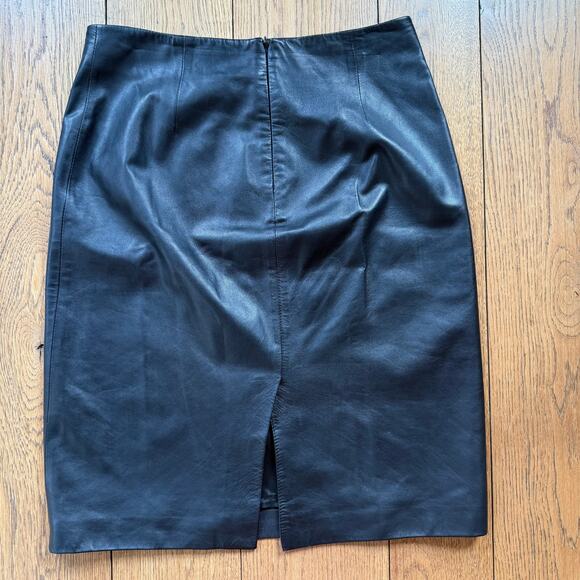 Vintage Barneys New York Black Leather Pencil Skirt SZ 44 Made in Italy Lined - Picture 2 of 8